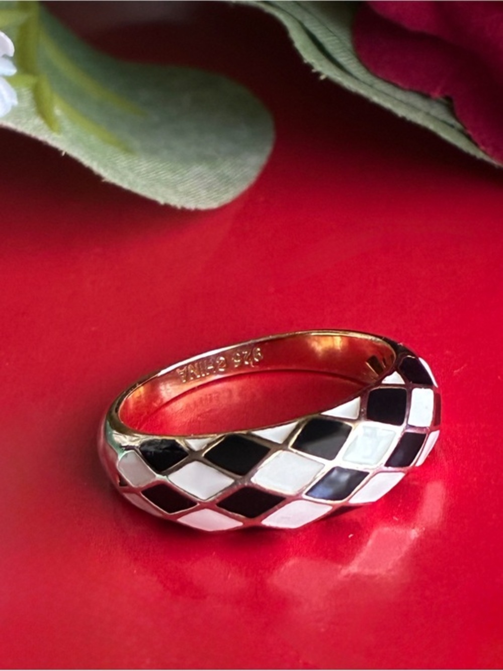 925 Sterling Silver Black & White Enamel Checker Dome Ring Size 8